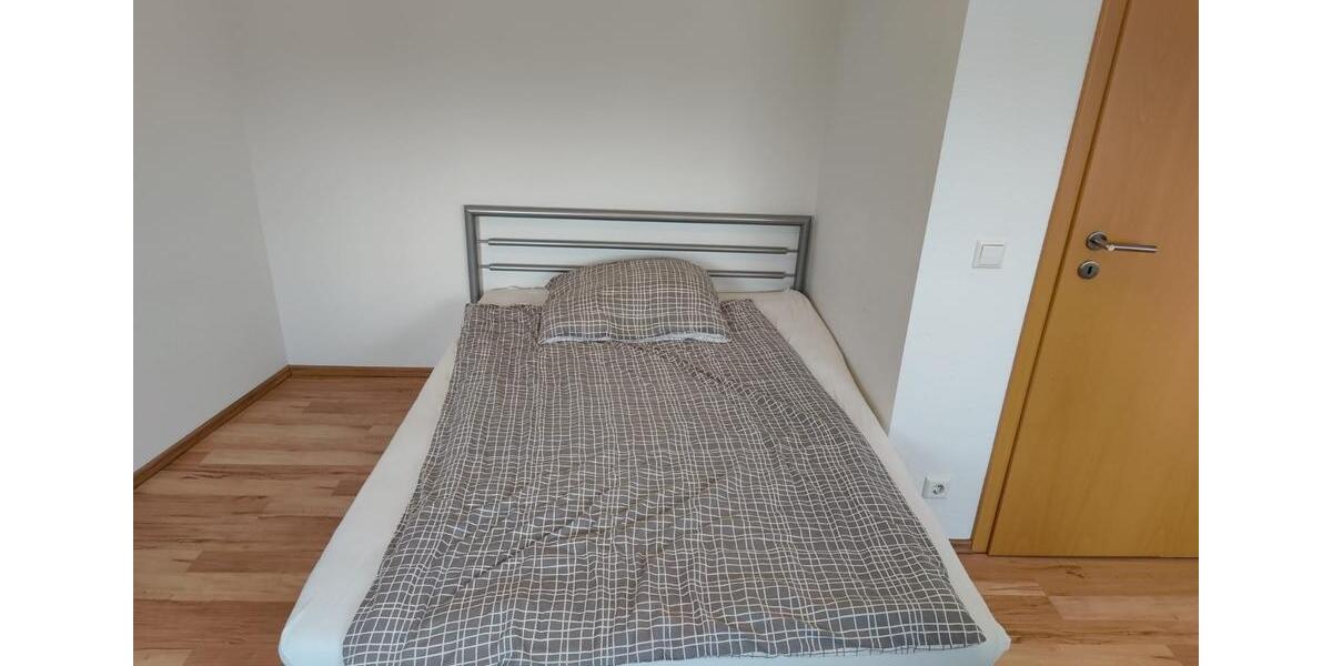 Wohnen auf Zeit Tuttlingen - 4 Zimmer, 19 m&sup2;, 420&euro; | Angebot:24830971