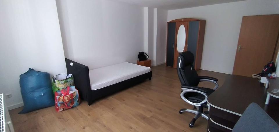 Etagenwohnung Forst (Lausitz) - 1 Zimmer, 36 m&sup2;, 285&euro; | Angebot:25839403