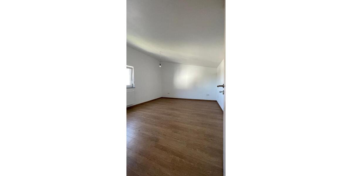 Terrassenwohnung Schifferstadt - 3 Zimmer, 76 m&sup2;, 1.250&euro; | Angebot:26633087