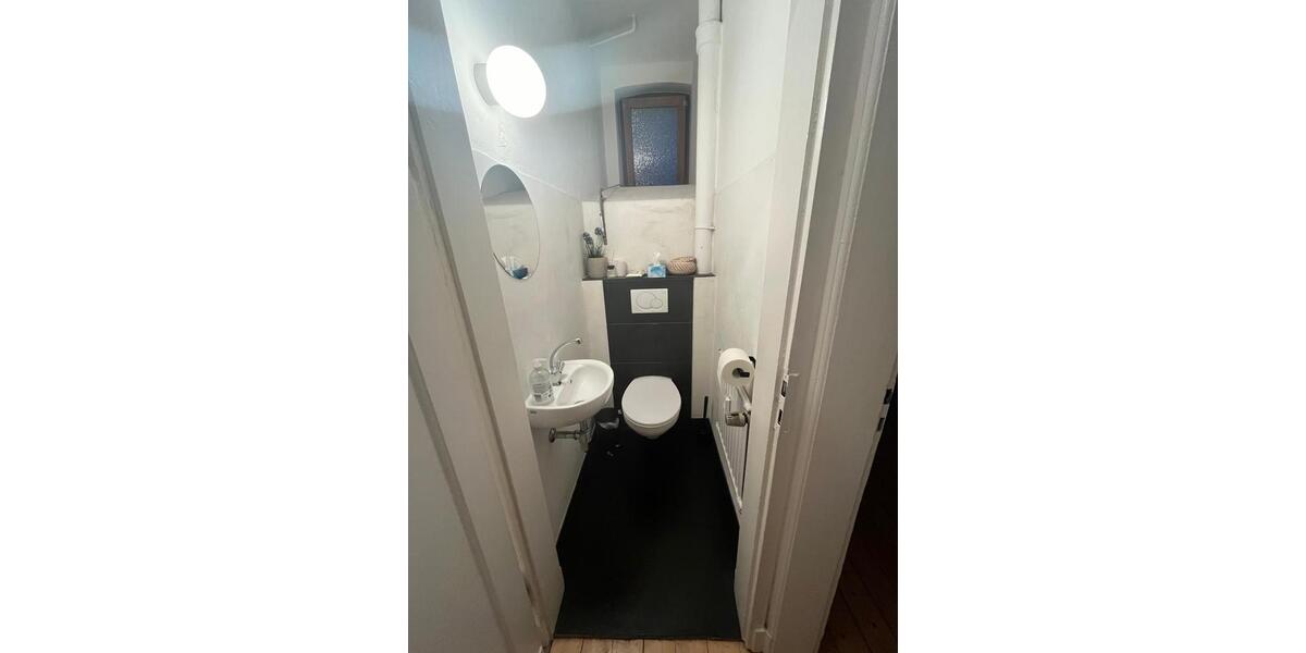Wohnen auf Zeit Bielefeld Mitte - 5 Zimmer, 130 m&sup2;, 572&euro; | Angebot:26656279