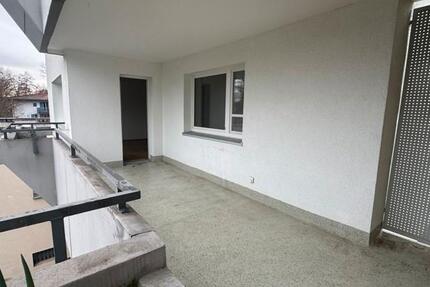 Großer Balkon mit schönem Ausblick! Familienfreundliche 3-Zimmer-Wohnung 3 zimmer