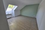 Dachgeschoßwohnung Duisburg Essenberg - 3 Zimmer, 68 m&sup2;, 760&euro; | Angebot:26702250
