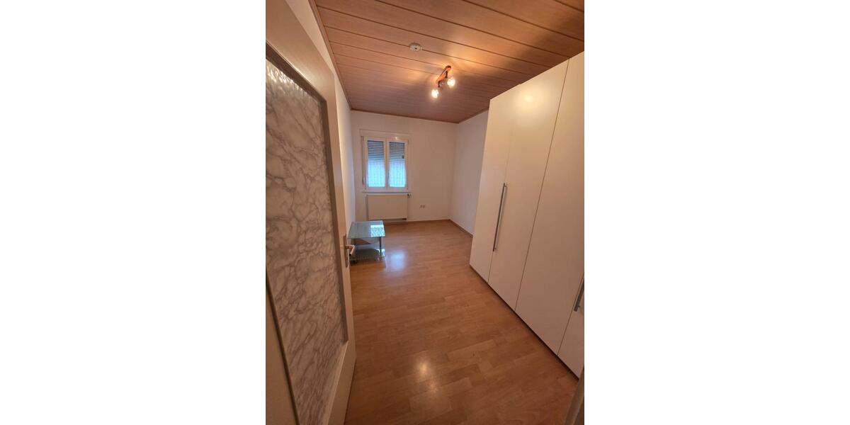 Etagenwohnung Bad Waldsee - 2 Zimmer, 10 m&sup2;, 540&euro; | Angebot:25099191