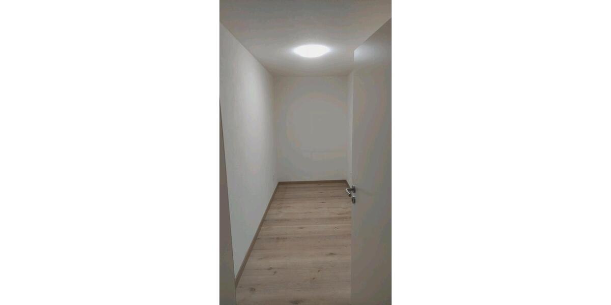 Erdgeschoßwohnung Boxberg - 4 Zimmer, 20 m&sup2;, 600&euro; | Angebot:26490464