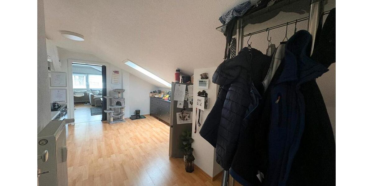 Dachgeschoßwohnung Mühlacker - 2 Zimmer, 60 m&sup2;, 650&euro; | Angebot:26692450