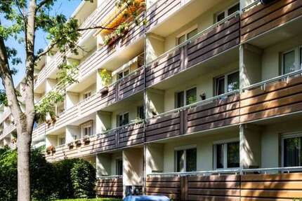 Wohnung zum Mieten in Halle (Saale) 407,50 € 67.94 m²