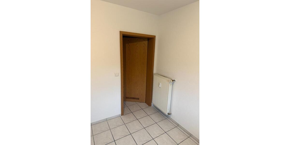 Etagenwohnung Bad Rappenau - 3 Zimmer, 90 m&sup2;, 750&euro; | Angebot:25087485