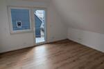 Dachgeschoßwohnung Gummersbach Berstig Süd - 3 Zimmer, 70 m&sup2;, 900&euro; | Angebot:26062545