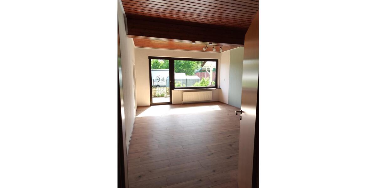 Schöne 3-Zimmer-EG-Wohnung mit EBK und Terrasse 3 zimmer