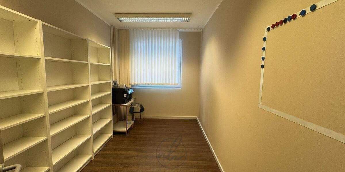 Gewerbeobjekt Barsbüttel - 3 Zimmer, 130 m&sup2;, 1.250&euro; | Angebot:26685251