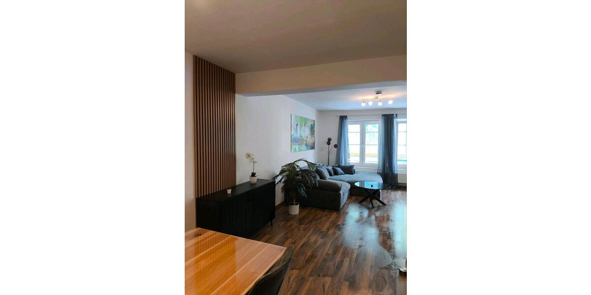 Etagenwohnung Düsseldorf Stadtbezirk 3 - 2 Zimmer, 54 m&sup2;, 1.700&euro; | Angebot:26432738