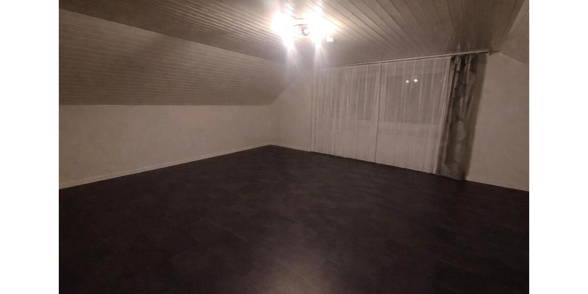 Dachgeschoßwohnung Wolfsburg Almke - 2 Zimmer, 75 m&sup2;, 500&euro; | Angebot:24652440