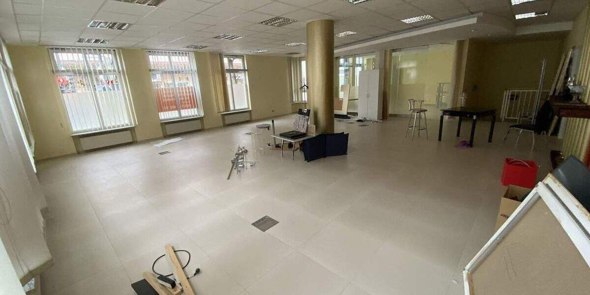 Gewerbeobjekt Kolbermoor - 4 Zimmer, 248 m&sup2;, 3.375&euro; | Angebot:23823079