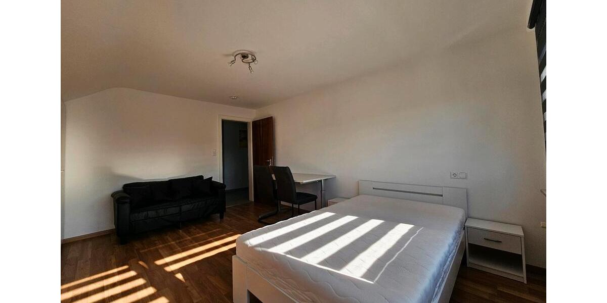 Wohnen auf Zeit Esslingen am Neckar - 2 Zimmer, 18 m&sup2;, 460&euro; | Angebot:24906476