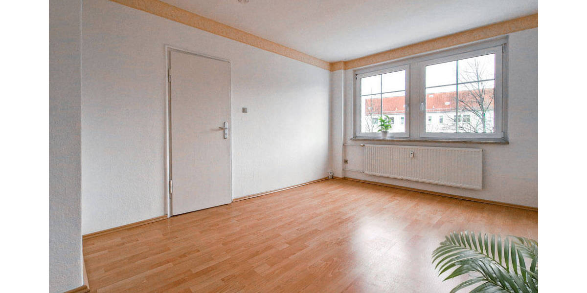 Etagenwohnung Zwickau Eckersbach - 2 Zimmer, 48 m&sup2;, 360&euro; | Angebot:26155441