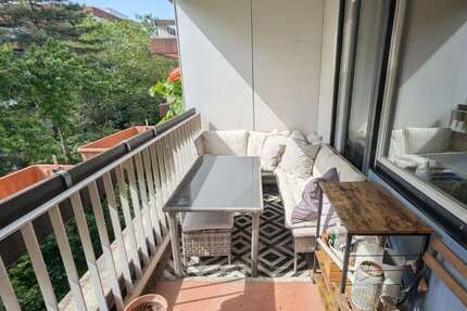 Wohnung Köln Bayenthal - 3 Zimmer, 97 m&sup2;, 1.650&euro; | Angebot:27180254