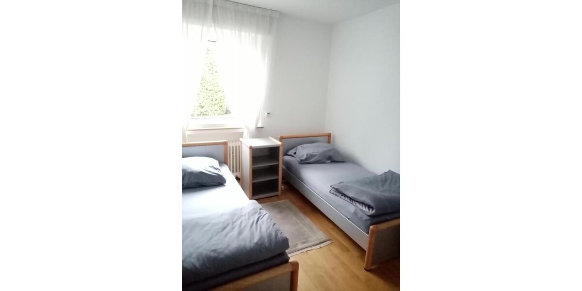 Wohnen auf Zeit Ratingen Lintorf - 4 Zimmer, 100 m&sup2;, 150&euro; | Angebot:24698404