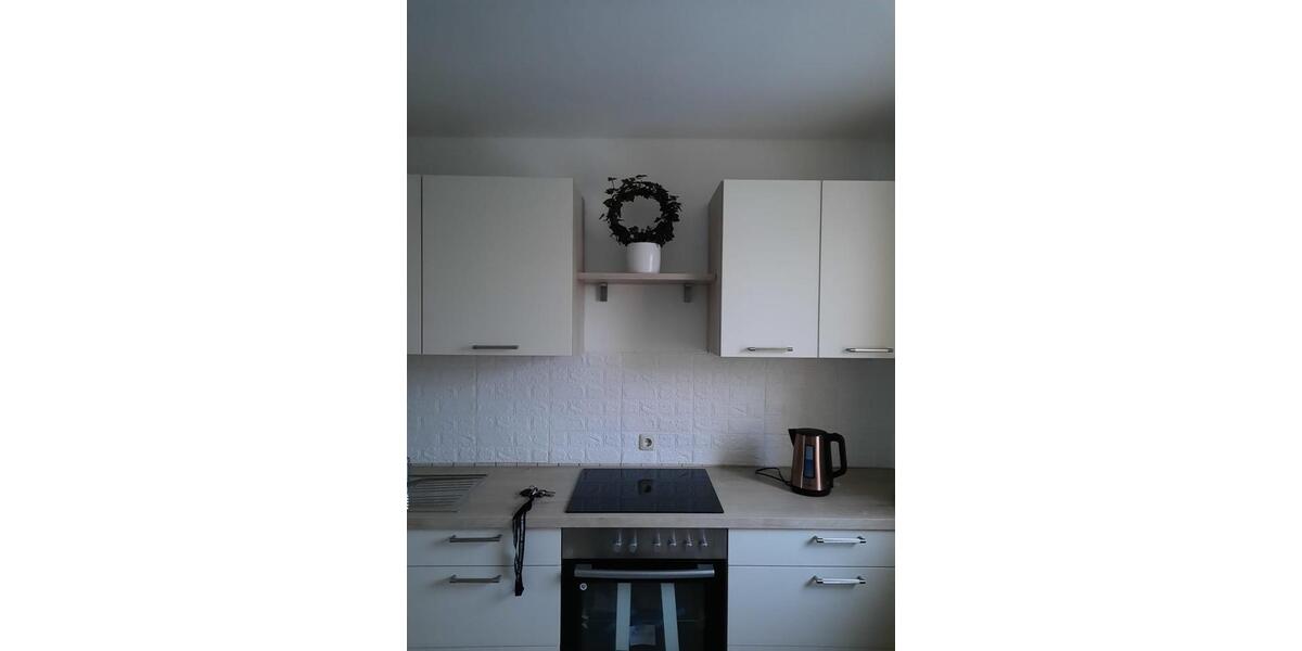 Erdgeschoßwohnung Burg Stargard - 2 Zimmer, 49 m&sup2;, 400&euro; | Angebot:26598251
