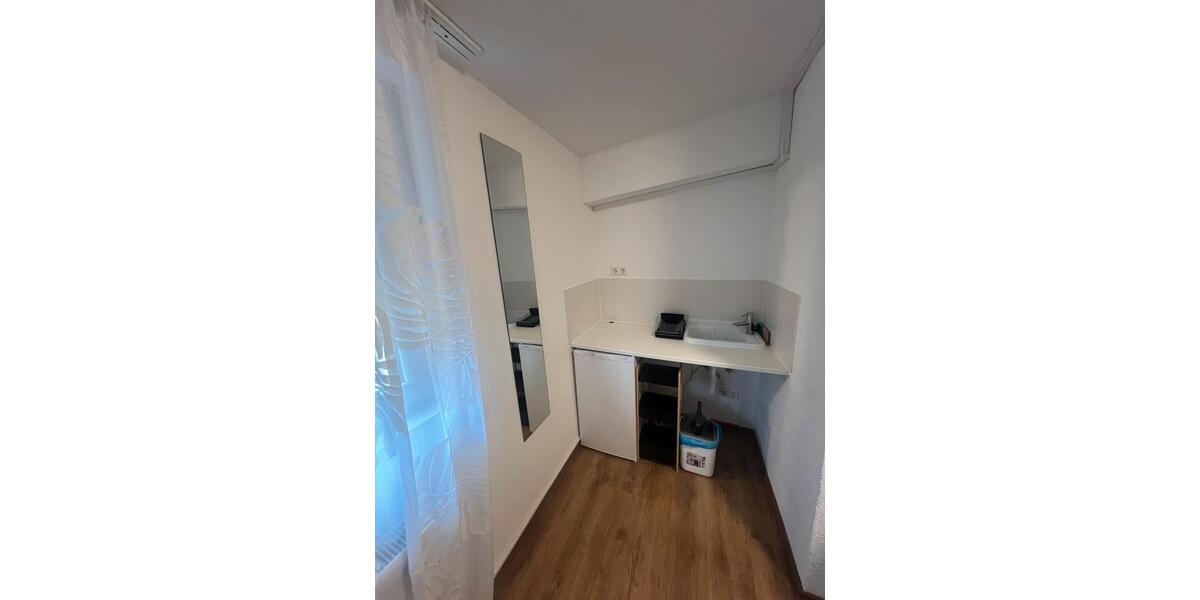 Etagenwohnung Pforzheim - 1 Zimmer, 16 m&sup2;, 680&euro; | Angebot:26134743