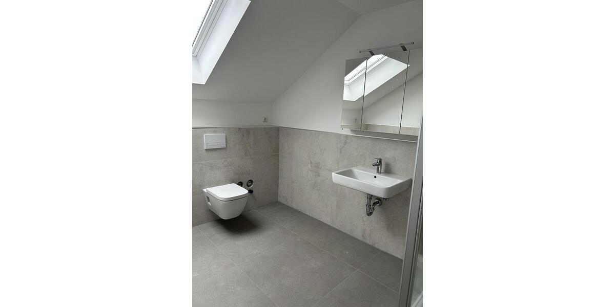 Dachgeschoßwohnung Wettenberg - 3.5 Zimmer, 82 m&sup2;, 1.150&euro; | Angebot:26644572