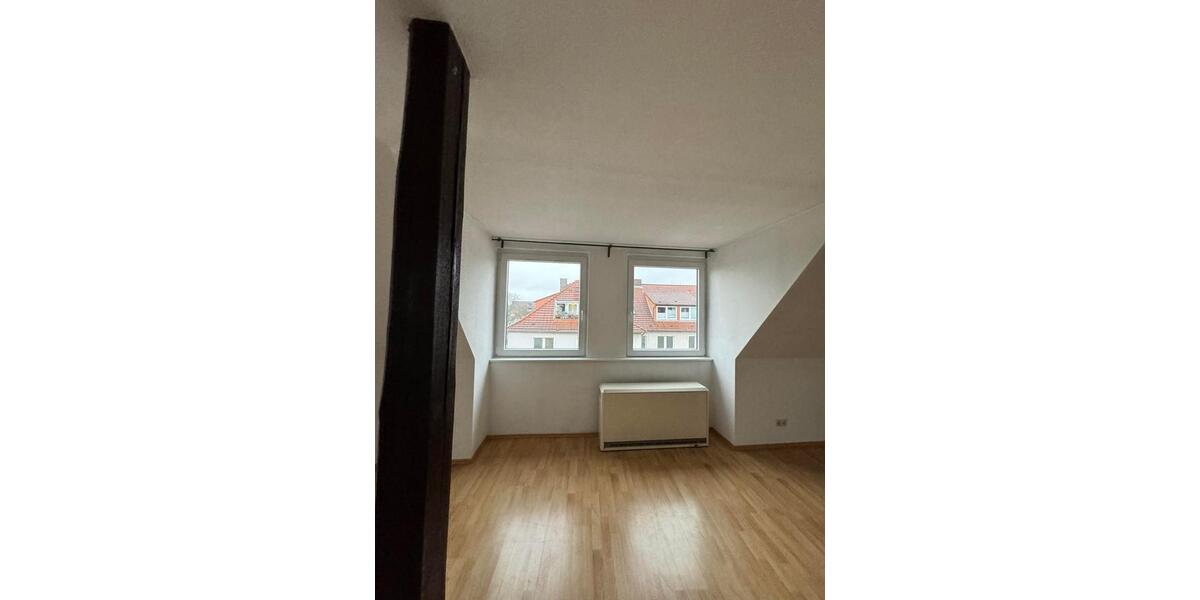 Dachgeschoßwohnung Hannover Vahrenwald-List - 1 Zimmer, 40 m&sup2;, 428&euro; | Angebot:25883973