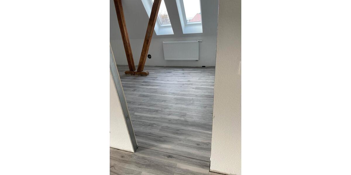 Dachgeschoßwohnung Neubrandenburg Datzeberg - 3 Zimmer, 68 m&sup2;, 648&euro; | Angebot:26535003