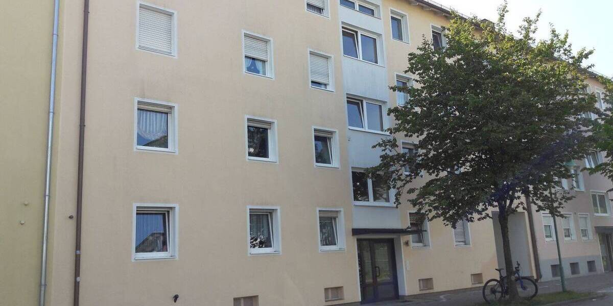 Etagenwohnung Burghausen - 4 Zimmer, 87 m&sup2;, 750&euro; | Angebot:26758687