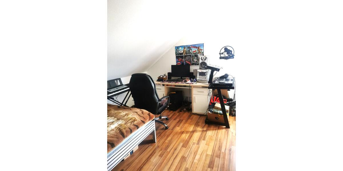 Dachgeschoßwohnung Bad Oeynhausen Dehme - 1.5 Zimmer, 50 m&sup2;, 350&euro; | Angebot:26652872