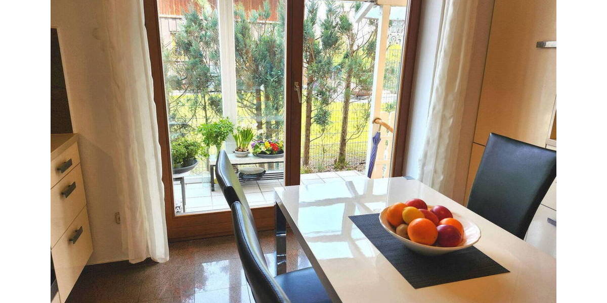 Etagenwohnung Zorneding - 2 Zimmer, 90 m&sup2;, 1.450&euro; | Angebot:26190428