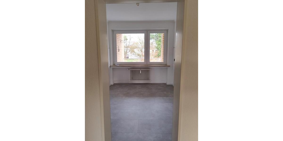 Erdgeschoßwohnung Hannover Misburg-Anderten - 3 Zimmer, 85 m&sup2;, 1.105&euro; | Angebot:24469363