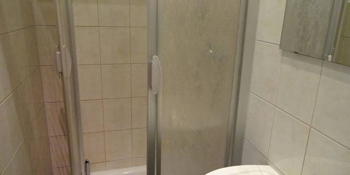 Etagenwohnung Kirchberg Burkersdorf - 2 Zimmer, 35 m&sup2;, 200&euro; | Angebot:22049564