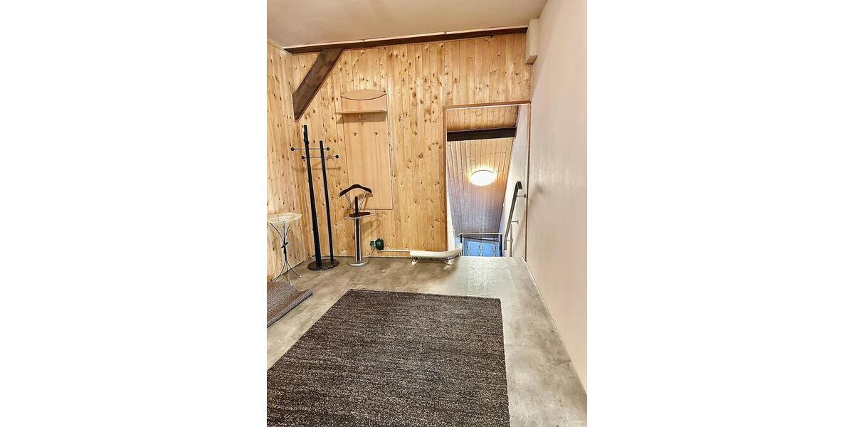 Etagenwohnung Aurich Georgsfeld und Tannenhausen - 4 Zimmer, 130 m&sup2;, 990&euro; | Angebot:24542797
