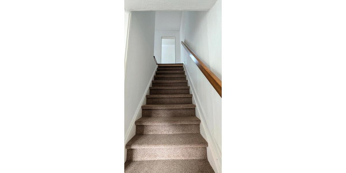 Etagenwohnung Brilon - 3 Zimmer, 100 m&sup2;, 590&euro; | Angebot:25612853