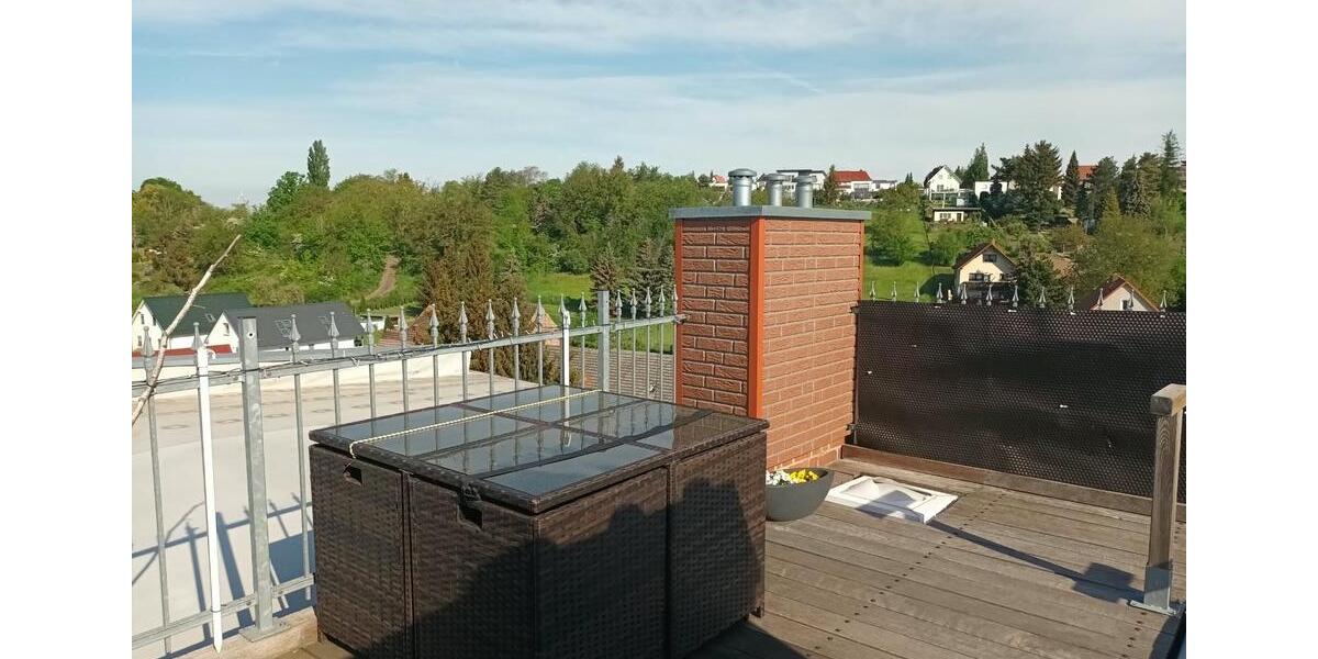 Dachgeschoßwohnung Teuchern - 3 Zimmer, 92 m&sup2;, 590&euro; | Angebot:27650174