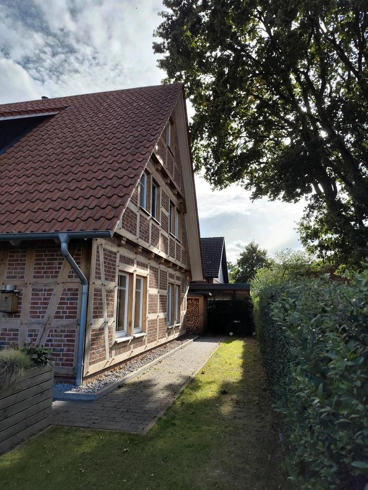 Einfamilienhaus mit Charme, modernes Fachwerkhaus in Fliegenberg zimmer