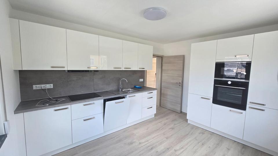 Etagenwohnung Bad Laasphe - 4.5 Zimmer, 106 m&sup2;, 890&euro; | Angebot:26670861
