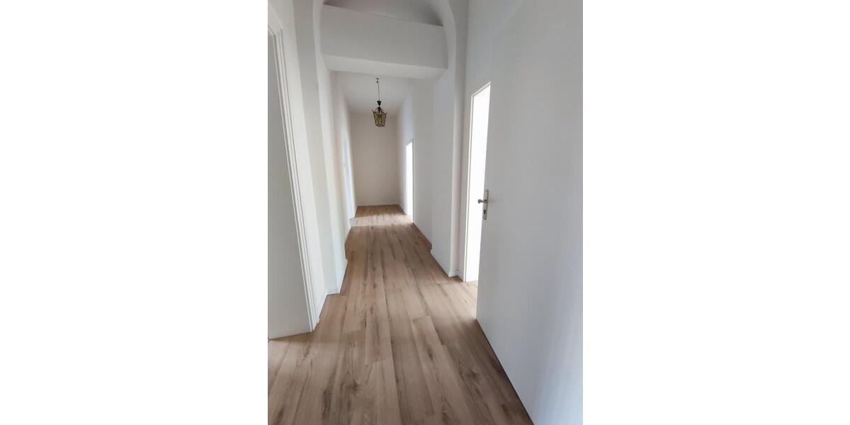 Etagenwohnung Lünen - 2 Zimmer, 84 m&sup2;, 840&euro; | Angebot:26249896