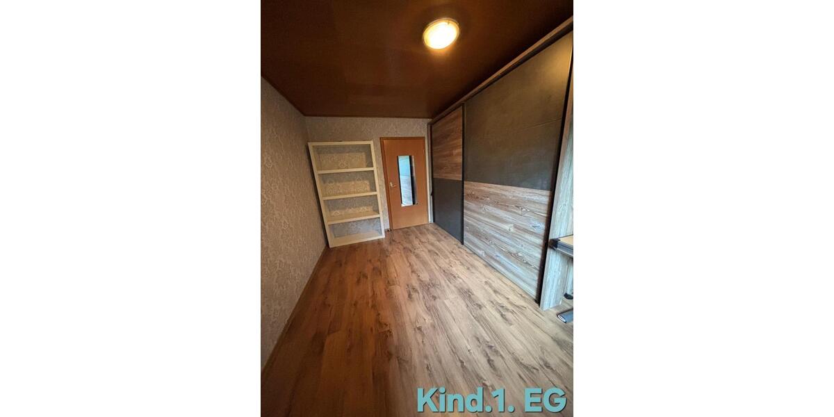 Großzügiges HausVilla ab Okt.2025 zu Vermieten. Kaltmiete 2160€ 8 zimmer