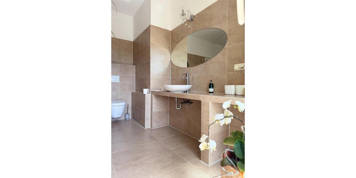 Erdgeschoßwohnung Duisburg Duisburg-Mitte - 2 Zimmer, 91 m&sup2;, 850&euro; | Angebot:24896150