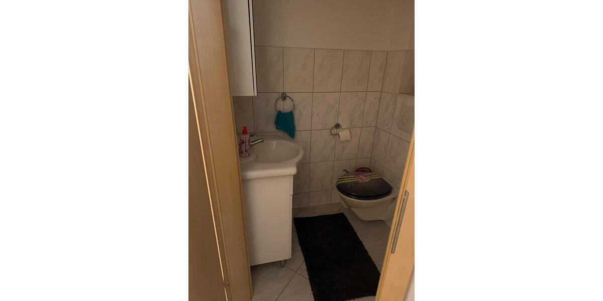 Etagenwohnung Gummersbach Berstig Süd - 4 Zimmer, 100 m&sup2;, 1.100&euro; | Angebot:26638421