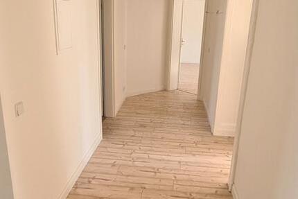 Wohnung Fürstenwalde (Spree) - 3 Zimmer, 100 m&sup2;, 1.000&euro; | Angebot:26645245