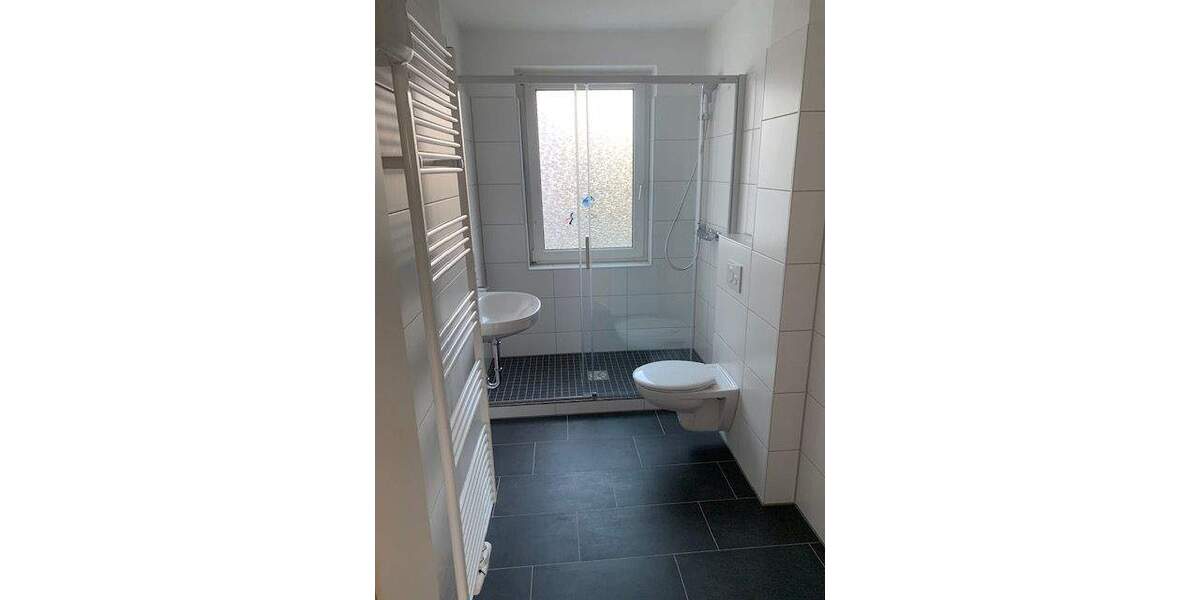Etagenwohnung Wilhelmshaven / Heppens Heppens - 4 Zimmer, 80 m&sup2;, 630&euro; | Angebot:25696204