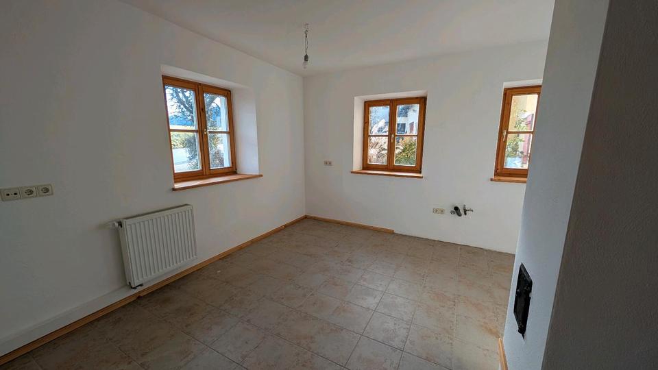 Erdgeschoßwohnung Feuchtwangen - 3 Zimmer, 80 m&sup2;, 750&euro; | Angebot:26548471