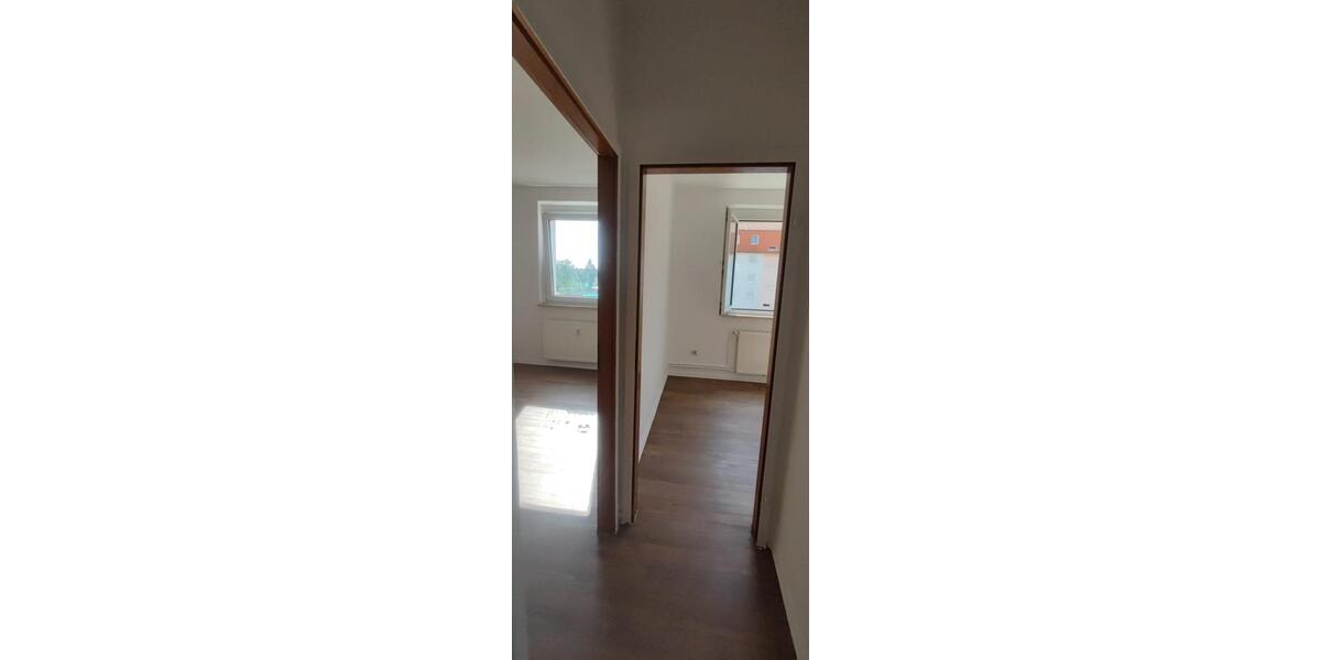 Etagenwohnung Schönebeck (Elbe) - 3 Zimmer, 70 m&sup2;, 360&euro; | Angebot:22584787