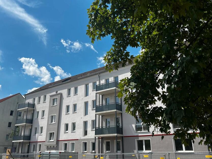 ++Für Sie frisch saniert - Tolle Dreiraumwohnung++ zimmer
