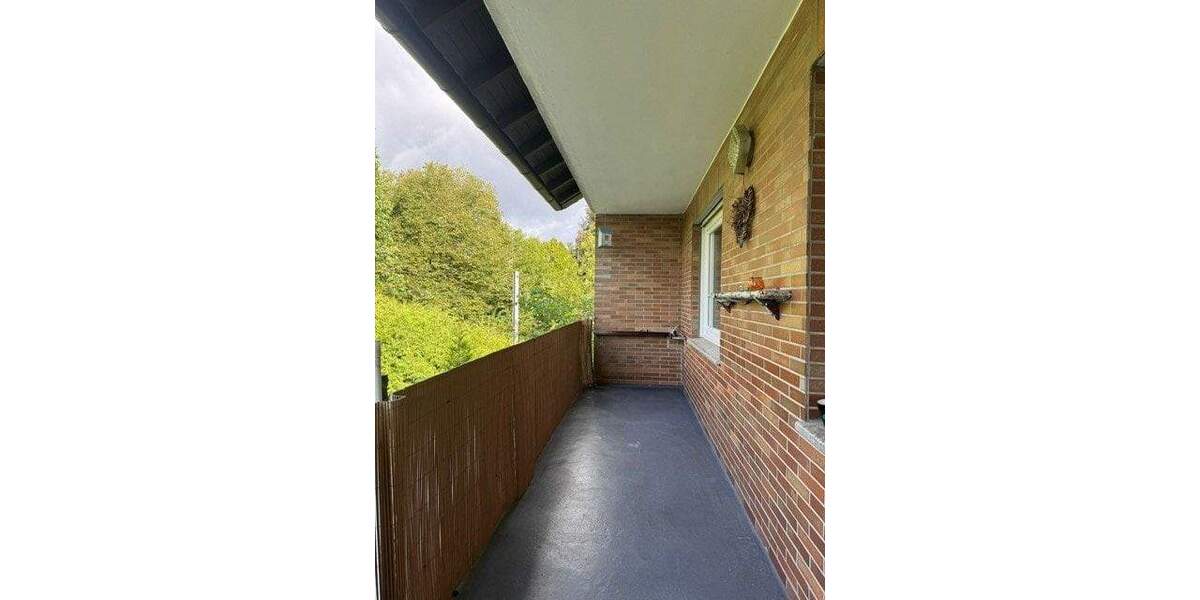 Etagenwohnung Kassel Oberzwehren - 2 Zimmer, 93 m&sup2;, 725&euro; | Angebot:25709148