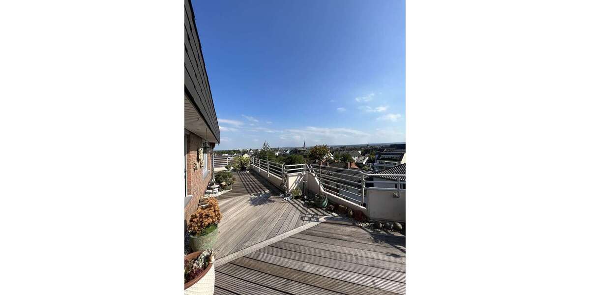 Etagenwohnung Euskirchen - 5 Zimmer, 203 m&sup2;, 1.929&euro; | Angebot:25137367