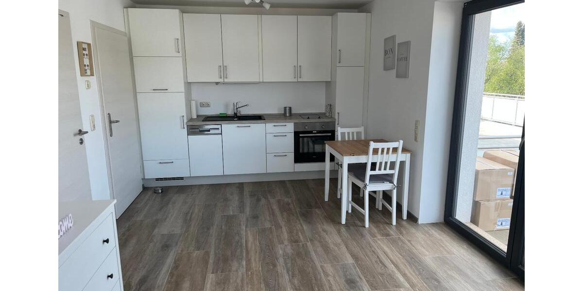 Dachgeschoßwohnung Schmelz - 3 Zimmer, 30 m&sup2;, 450&euro; | Angebot:26293945