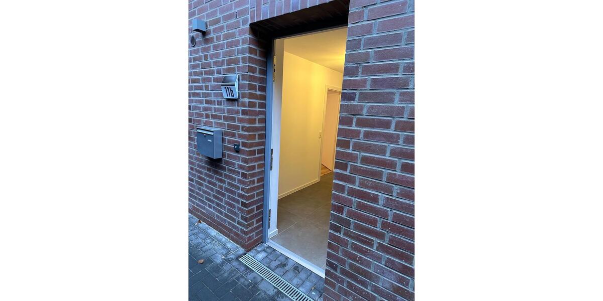 Erdgeschoßwohnung Jever - 3 Zimmer, 95 m&sup2;, 1.200&euro; | Angebot:25974468