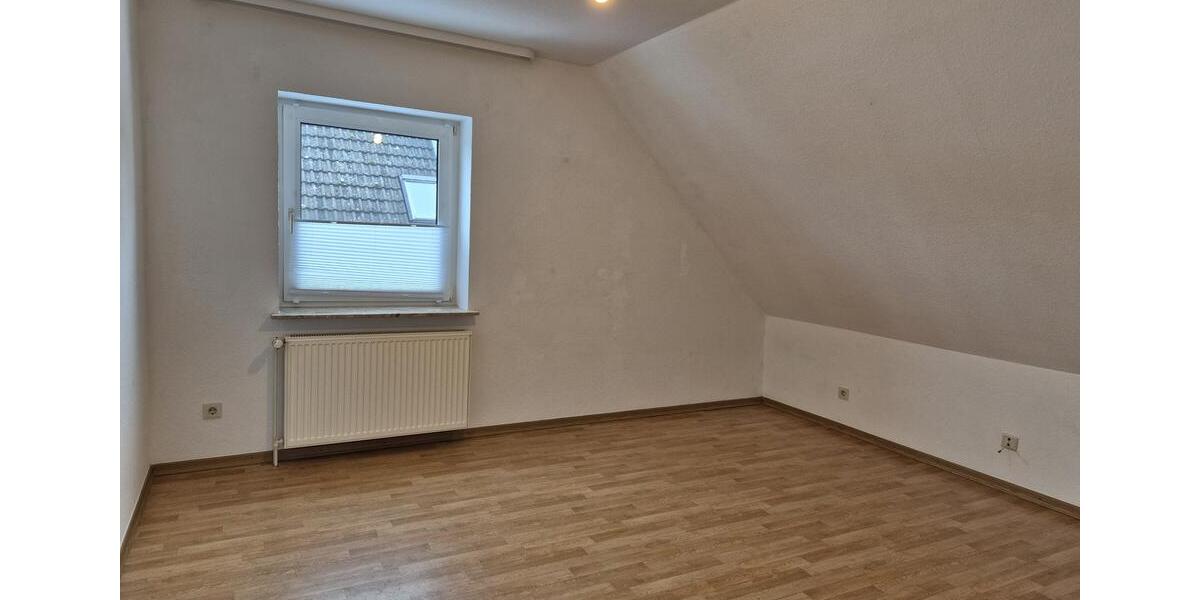Dachgeschoßwohnung Saterland - 2 Zimmer, 65 m&sup2;, 500&euro; | Angebot:24866308